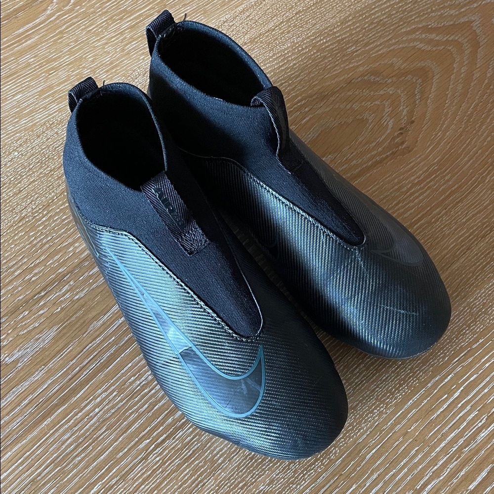 NIKE KIDS ZOOM MERCURIAL SUPERFLY 10 ACADEMY soccer cleats
